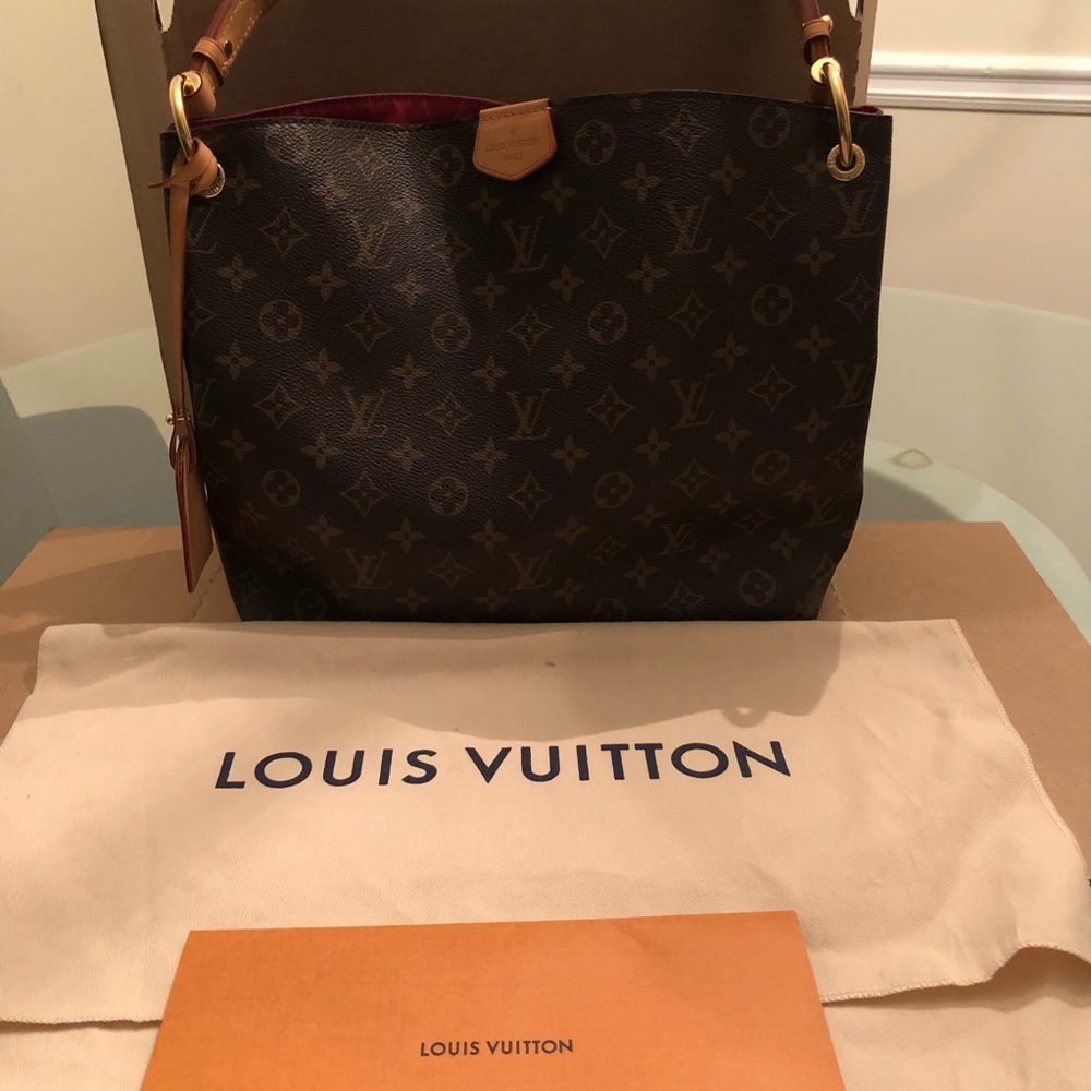 Authentic LV Graceful Pm